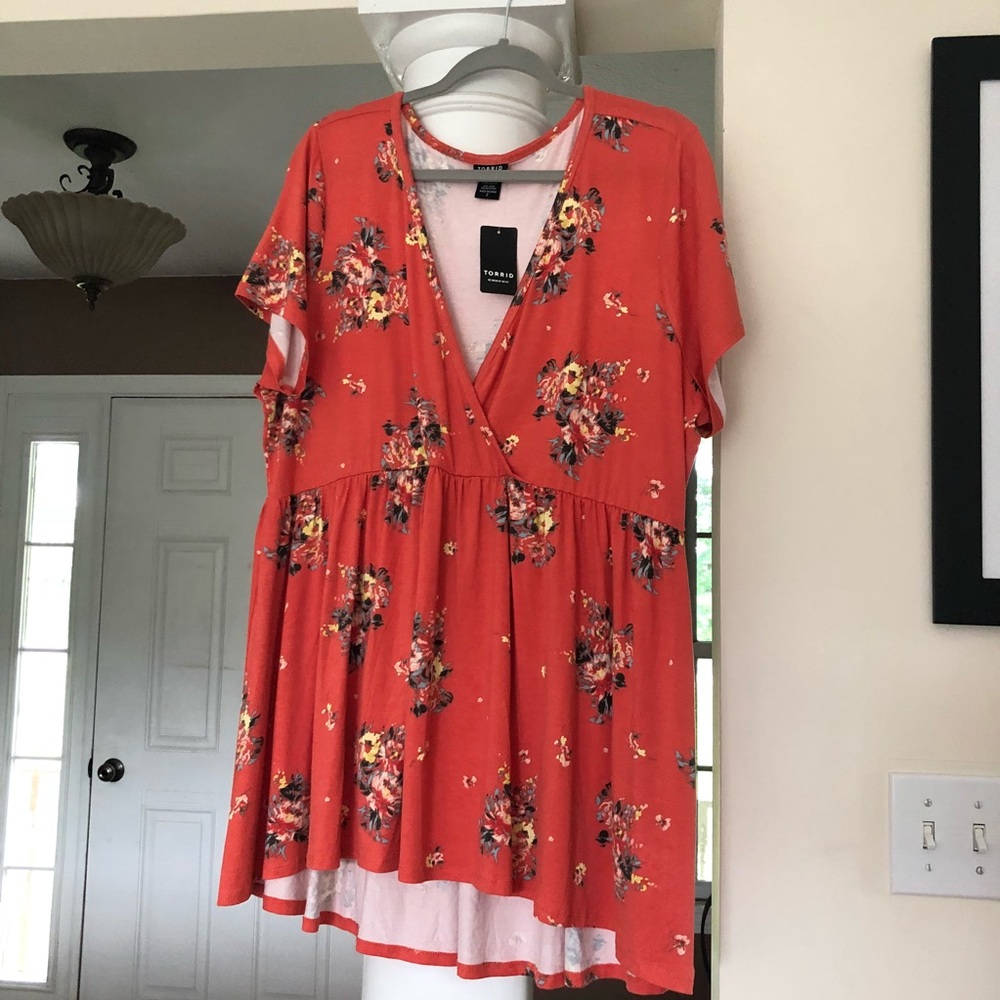 Torrid Coral Floral V-Neck Peplum Top